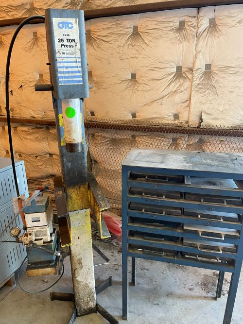 OTC 25-Ton Press - Image 2